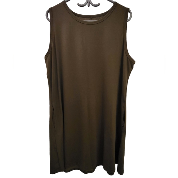 Dark green tank dress with pockets - Picture 1 of 7